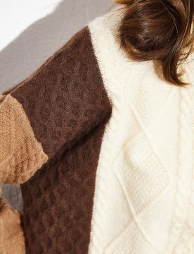 KAYRA Exclusive Örgü Tasarımlı Renkli Triko Tunik Camel
