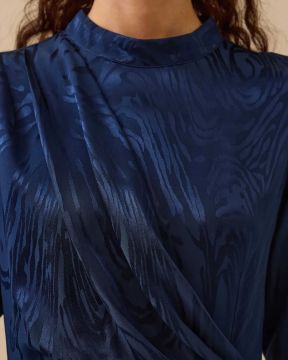 SEÇİL parlak dokulu desenli maksi elbise