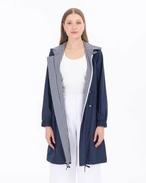 Kapüşon Yaka Astarı Desenli Spor Trençkot - Lacivert