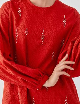 KAYRA Boncuk İşlemeli Crinkle Tunik Kırmızı