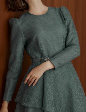 Desenli Katlı Elbise