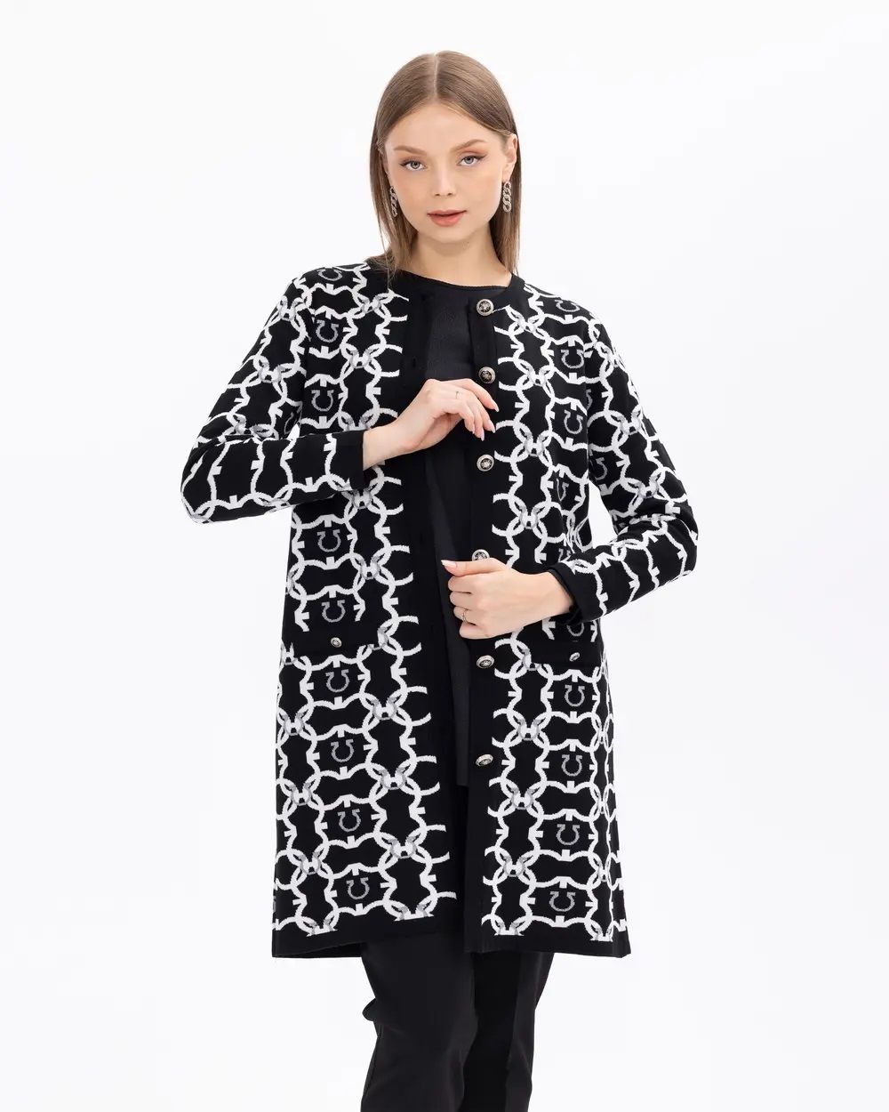 SEÇİL BÜYÜK BEDEN DÜĞMELİ CEPLİ TRİKO HIRKA