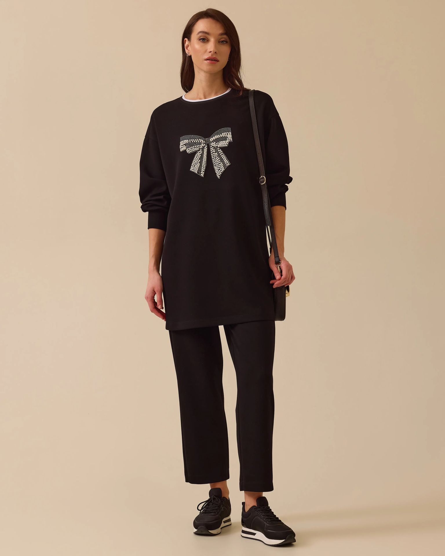 SEÇİL FİYONK İŞLEMELİ UZUN SWEATSHIRT