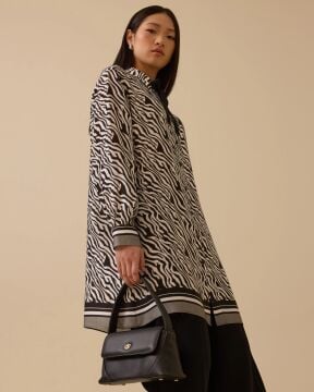 SEÇİL Zebra Desenli Bağlama Detaylı Tunik